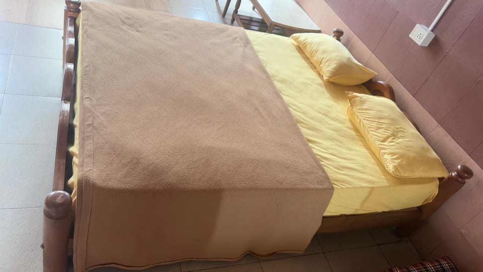 Vega tourist lodge Hotel in Madikeri