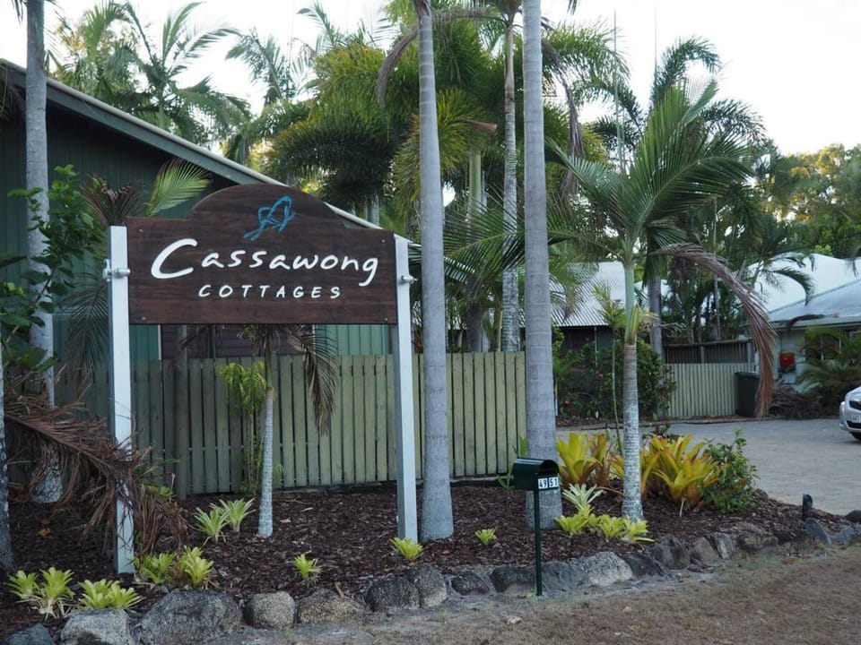 Sunbird- Cassawong Cottages House in Wongaling Beach