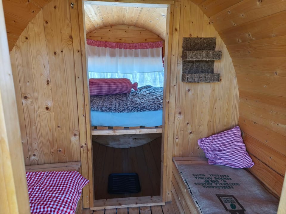 Wanderreitstation Pferdehof Jakobshagen Luxury tent in Templin