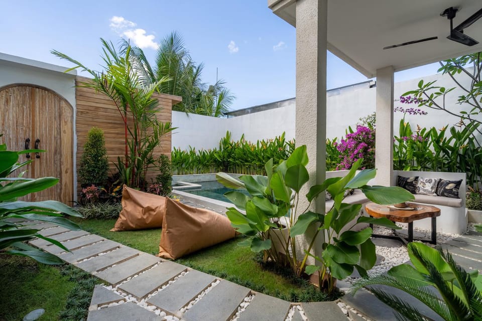 Garden view, Swimming pool