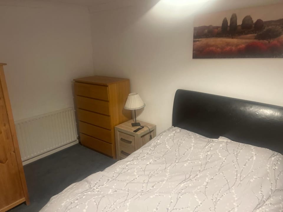 Quiet house beside Stansted and stortford Vacation rental in East Hertfordshire District