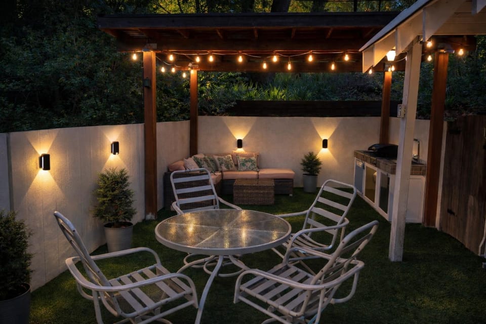 Patio, Garden view