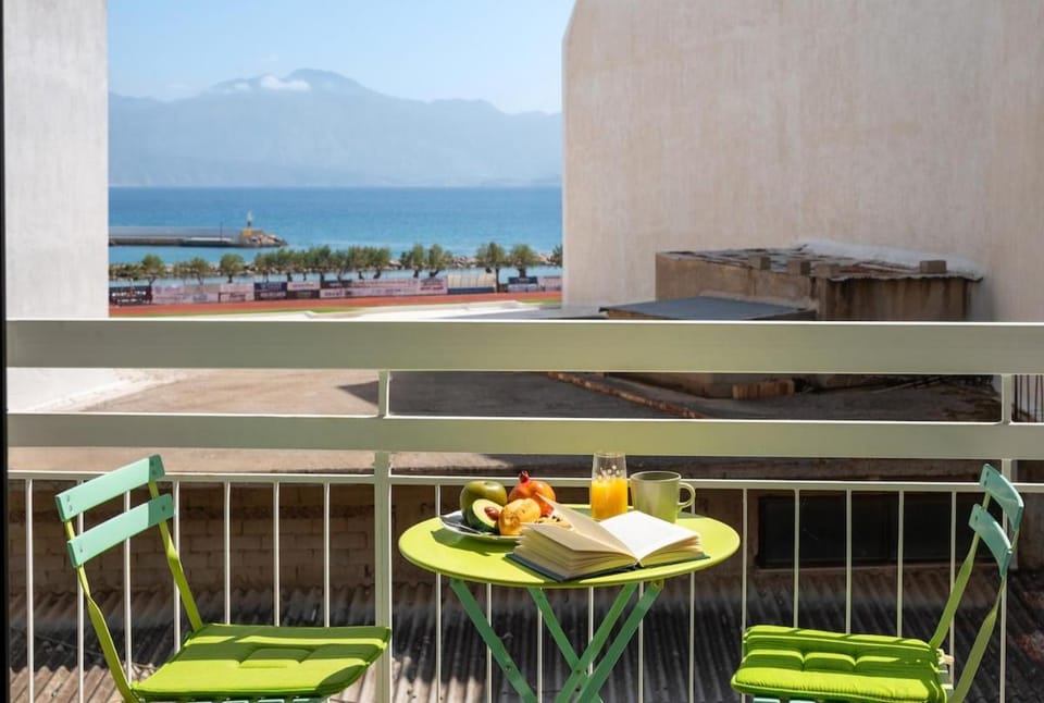 Patio, Natural landscape, View (from property/room), Balcony/Terrace, Mountain view, Sea view