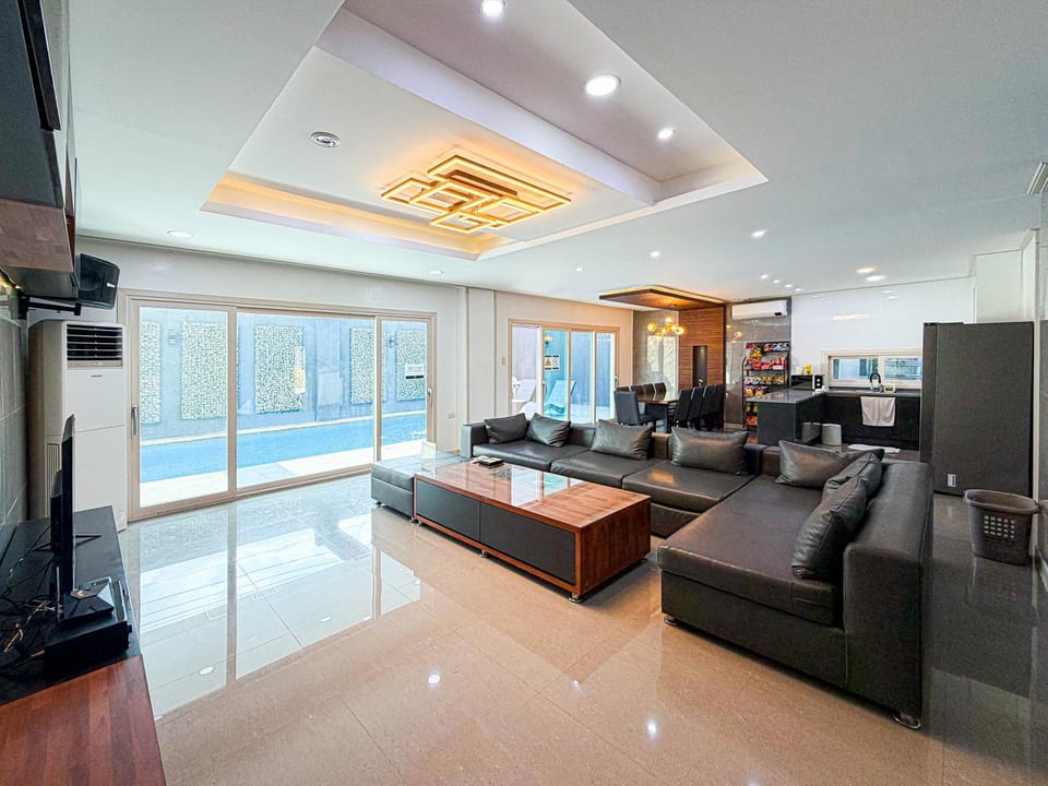 골드 풀빌라 Apartment in Angeles