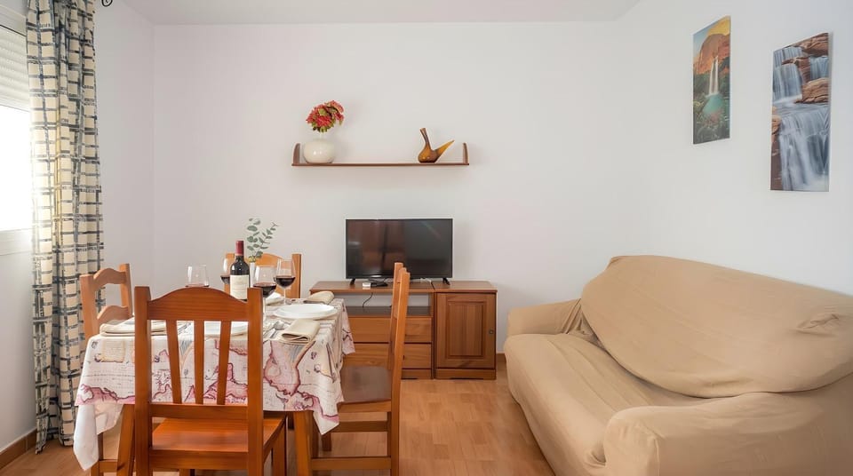 Apartamento 2 dormitorios con aire acondicionado Solo familias y parejas Apartment in Conil de la Frontera