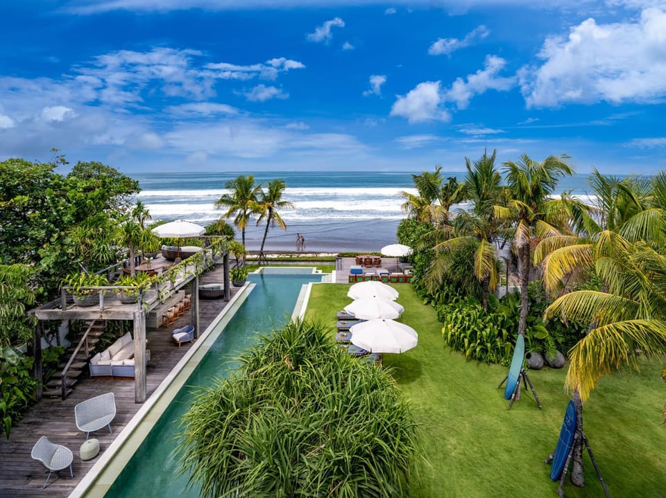 Garden, Sea view
