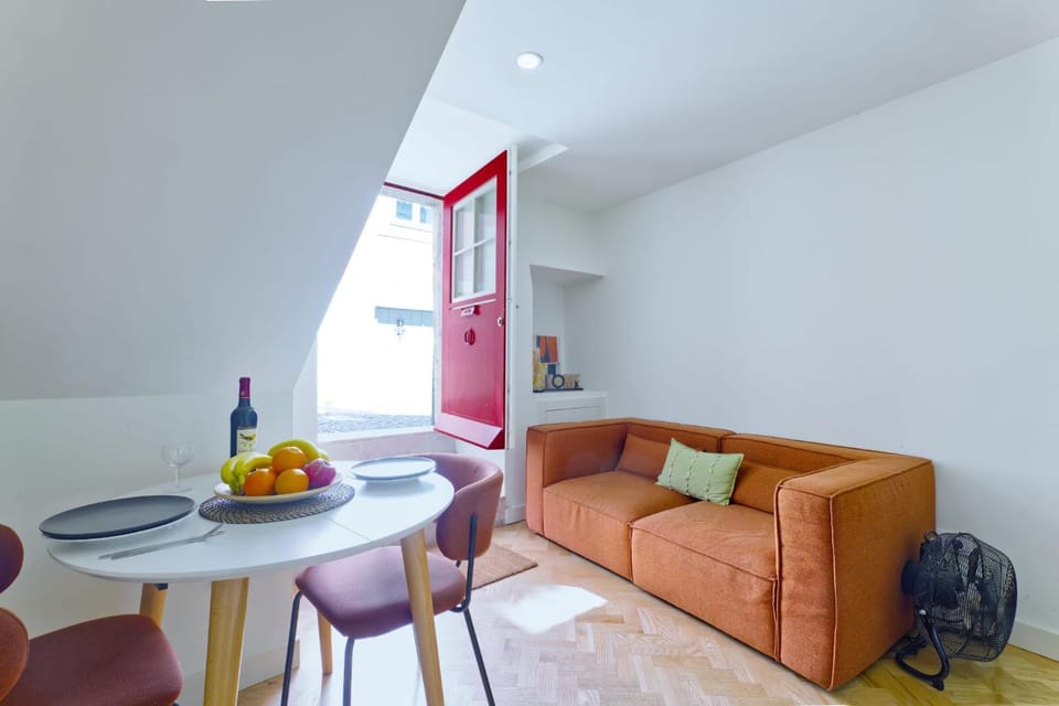 Cozy city retreat Bairro Alto Apartment in Lisbon