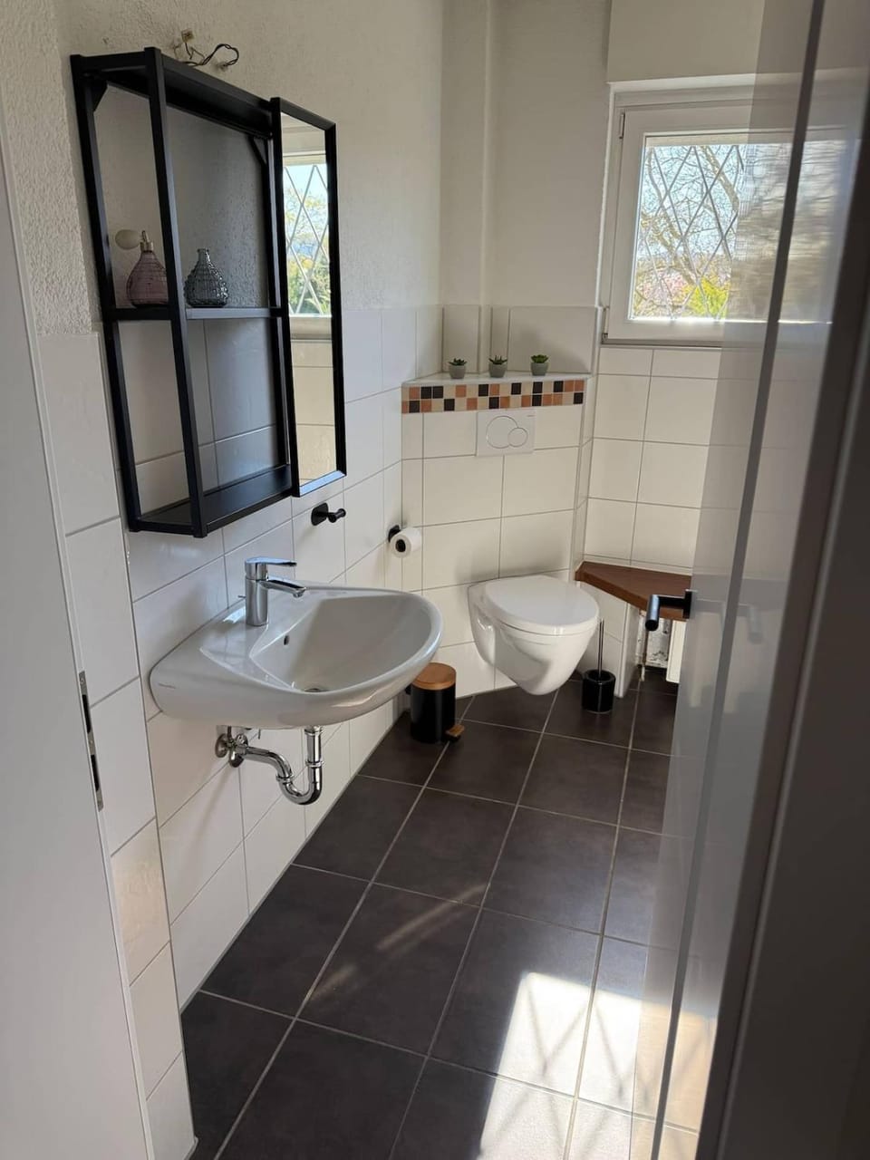 Shower, Toilet, Bathroom, Bath