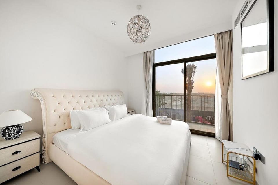 FIRST CLASS VILLA Patio -Relax -Unwind in Style Apartment in Dubai