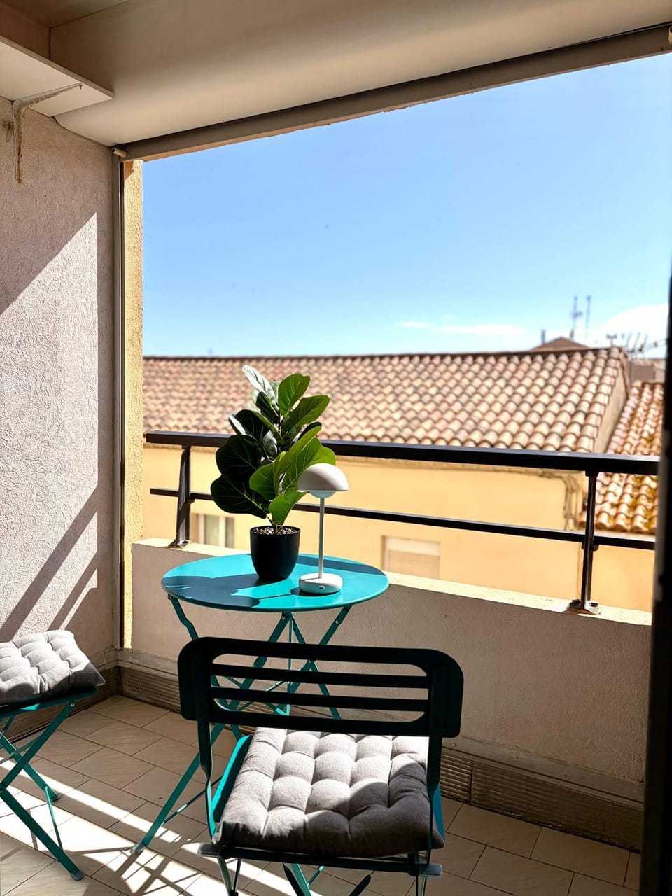 Studio avec balcon 100m de la mer et du port Apartment in Occitanie