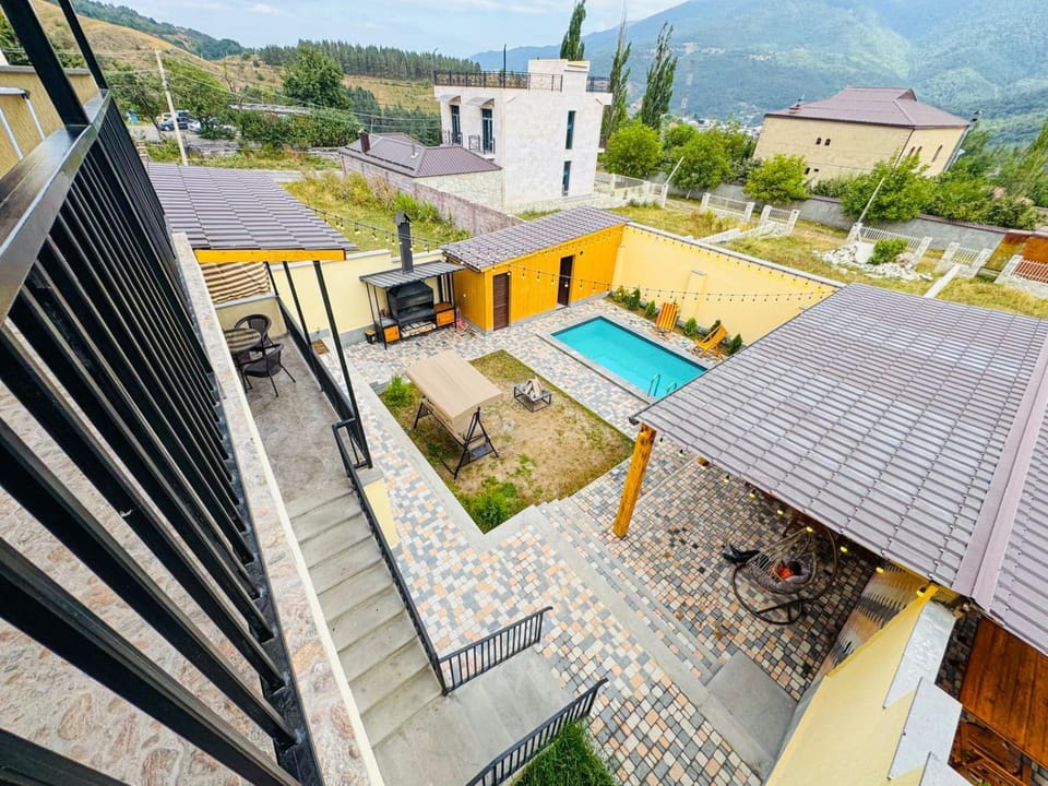 Property building, Swimming pool