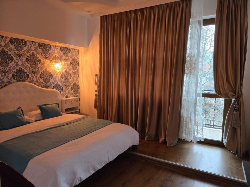 Karmia Boutique Bed and Breakfast in Romania