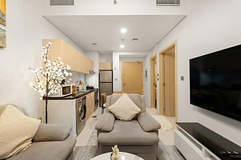 FIRST CLASS 1BR Tranquil Hideaway Apartment in Dubai