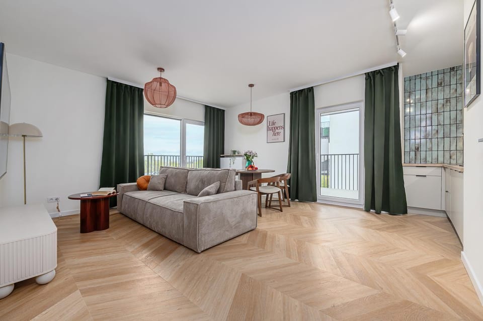 Day, Living room, Photo of the whole room, Seating area, Dining area