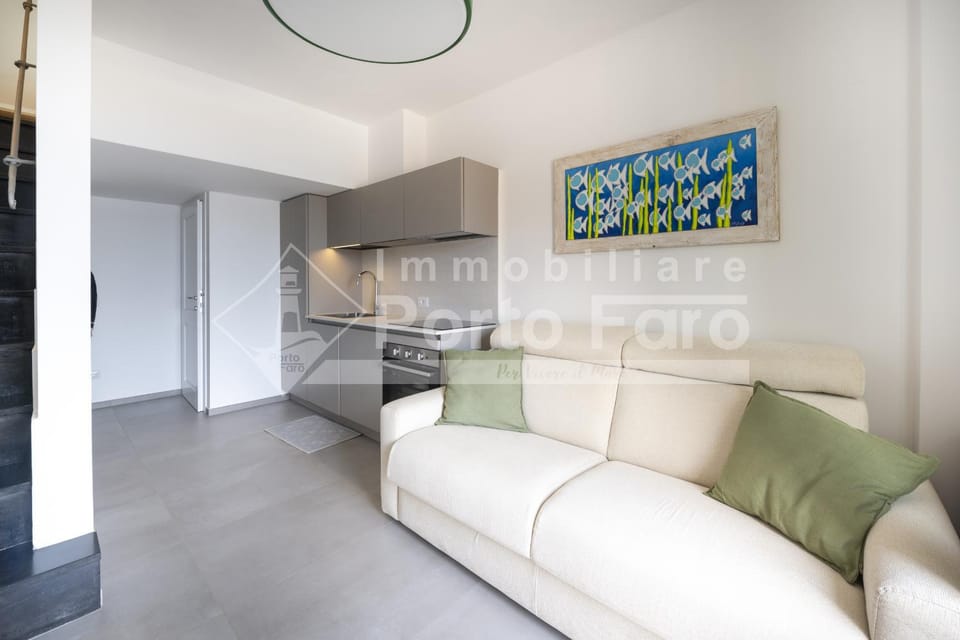 5 Centro - Trilocale con terrazza vista mare Porto Faro Apartment in Palau