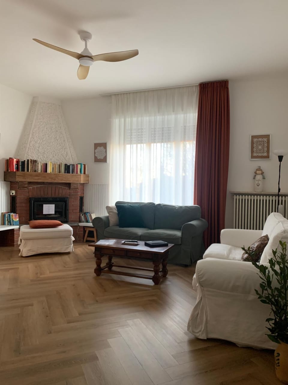 Casa Gaudia Varese living-working e quiete House in Canton of Ticino