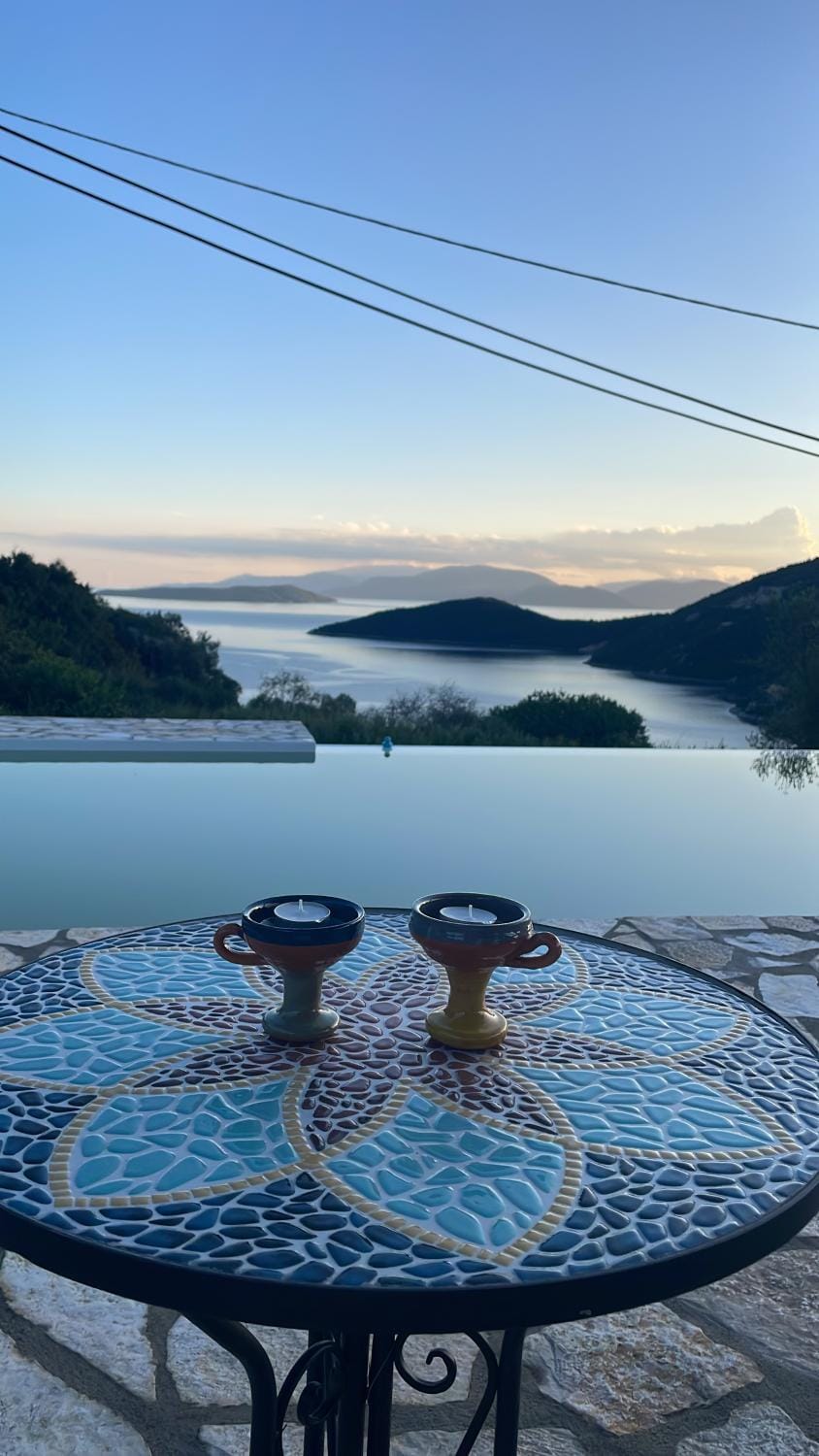 Natural landscape, Balcony/Terrace, Sea view
