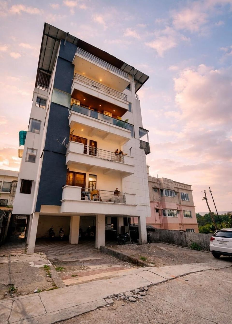 City Glow Retreat House in Dehradun