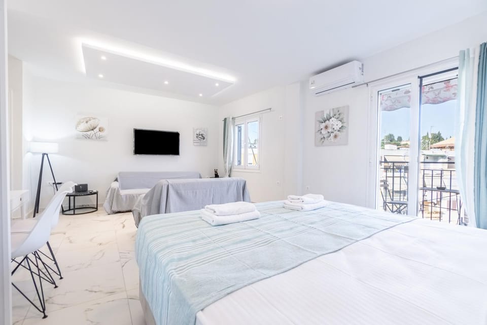 Property building, Living room, Bedroom