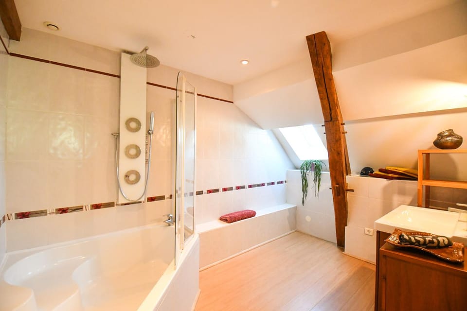 Bathroom, Bath