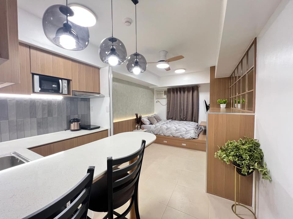 Condo Near Ayala Central Bloc - AVIDA RIALA IT PARK Apartment hotel in Lapu-Lapu City