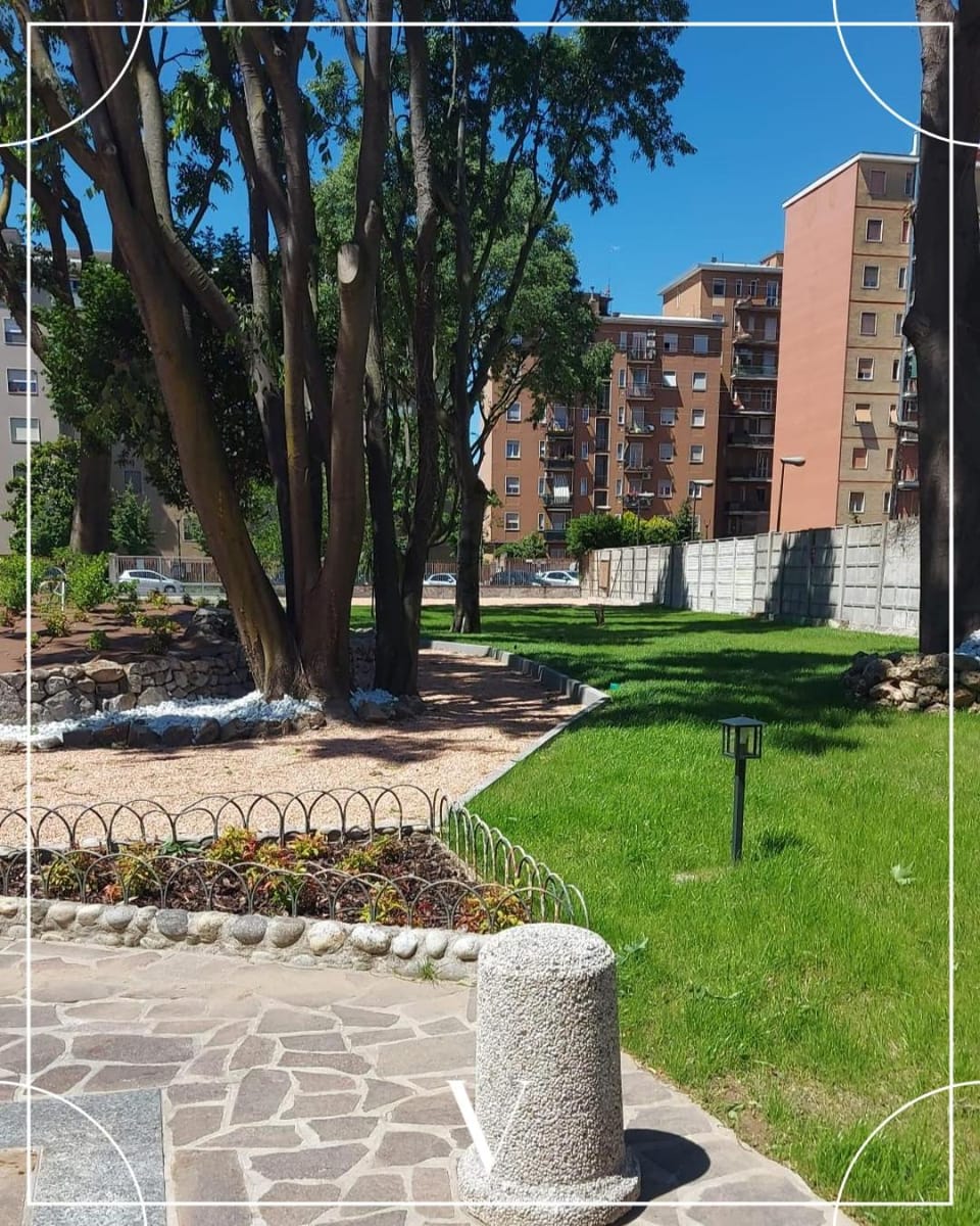 Property building, Garden, Garden view