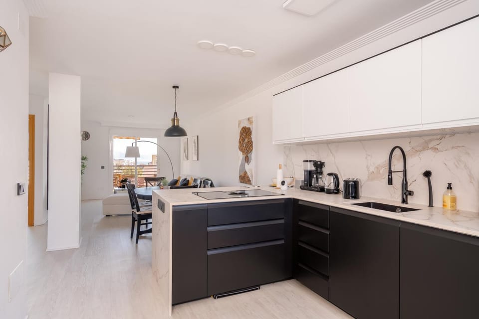 Kitchen or kitchenette, kitchen, kitchen