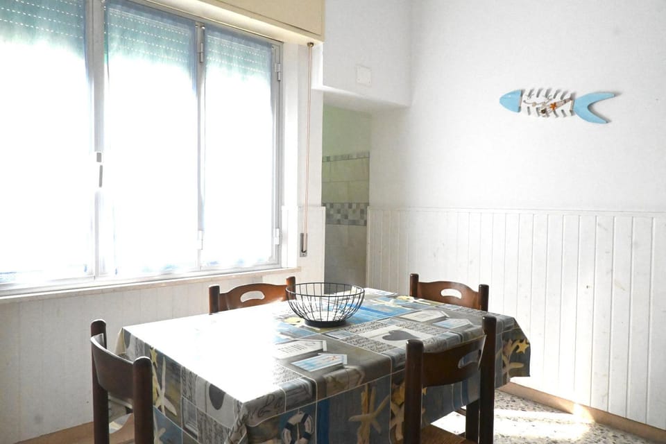 SE232 - Senigallia, trilocale con cortile privato Apartment in Senigallia