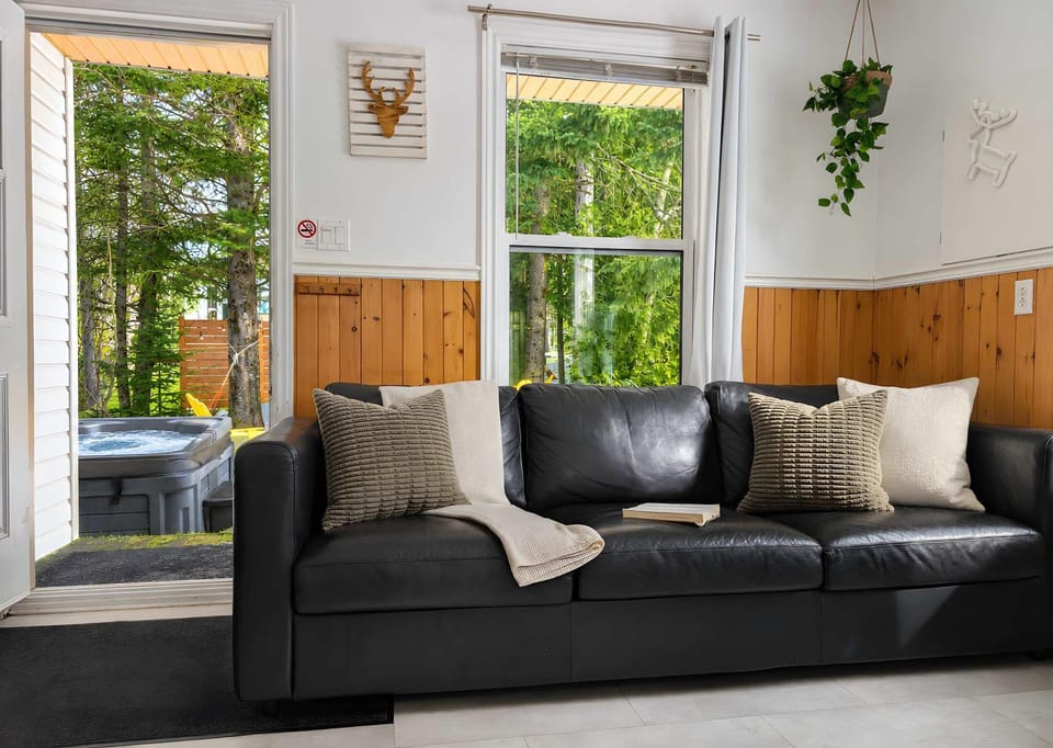 Charlevoix spa bbq fire & nature Chalet in Quebec