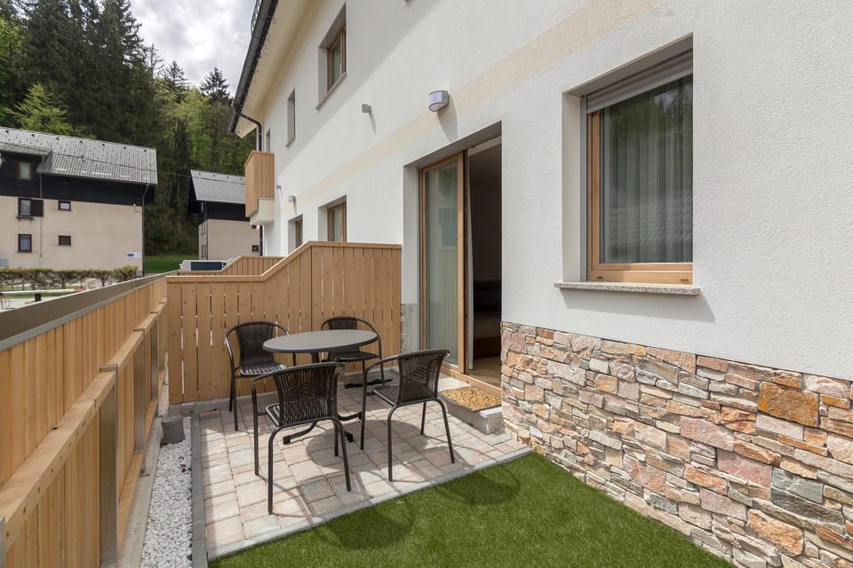 Property building, Balcony/Terrace