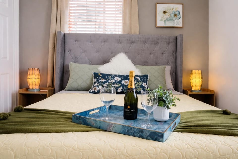 Bed, Decorative detail