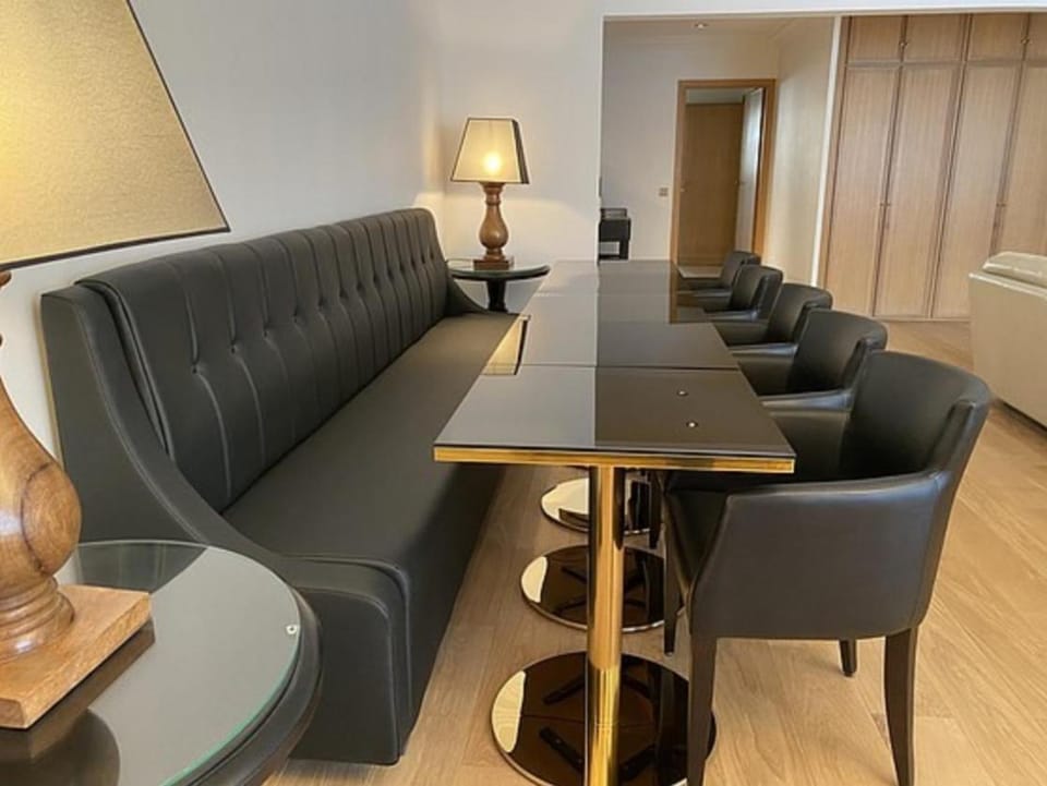 3BR Tour Eiffel Trocadéro Raymond Poincaré Apartment in Paris