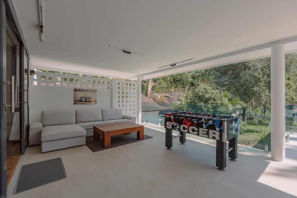 Game Room, View (from property/room), Balcony/Terrace, Seating area