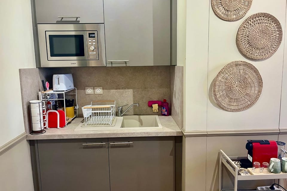 "Mediterranean elegance" in the city center Apartment in Hyères