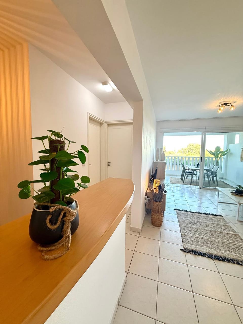 Living room, Food