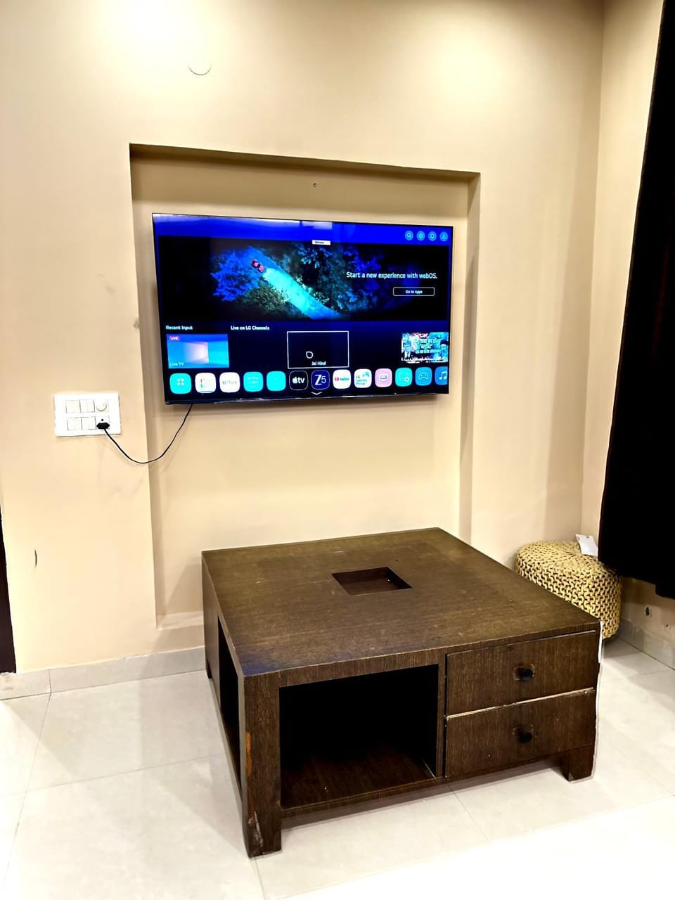Communal lounge/ TV room, TV and multimedia, Evening entertainment