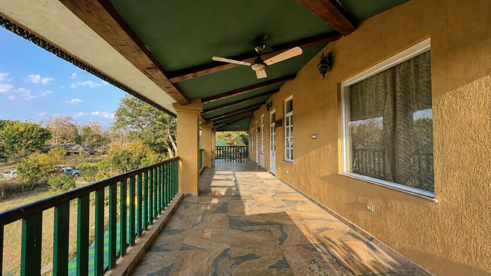 Property building, Balcony/Terrace