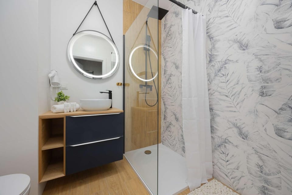 Shower, Bathroom