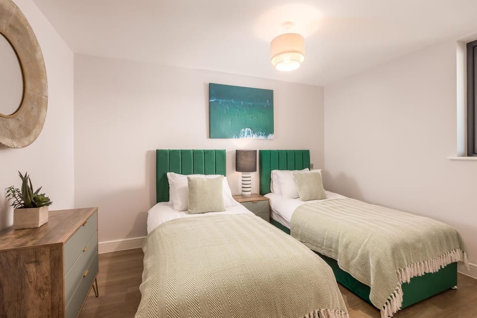 Luxury Sea View Apartments in Bude with Garden, Sleep 6 Apartment in England