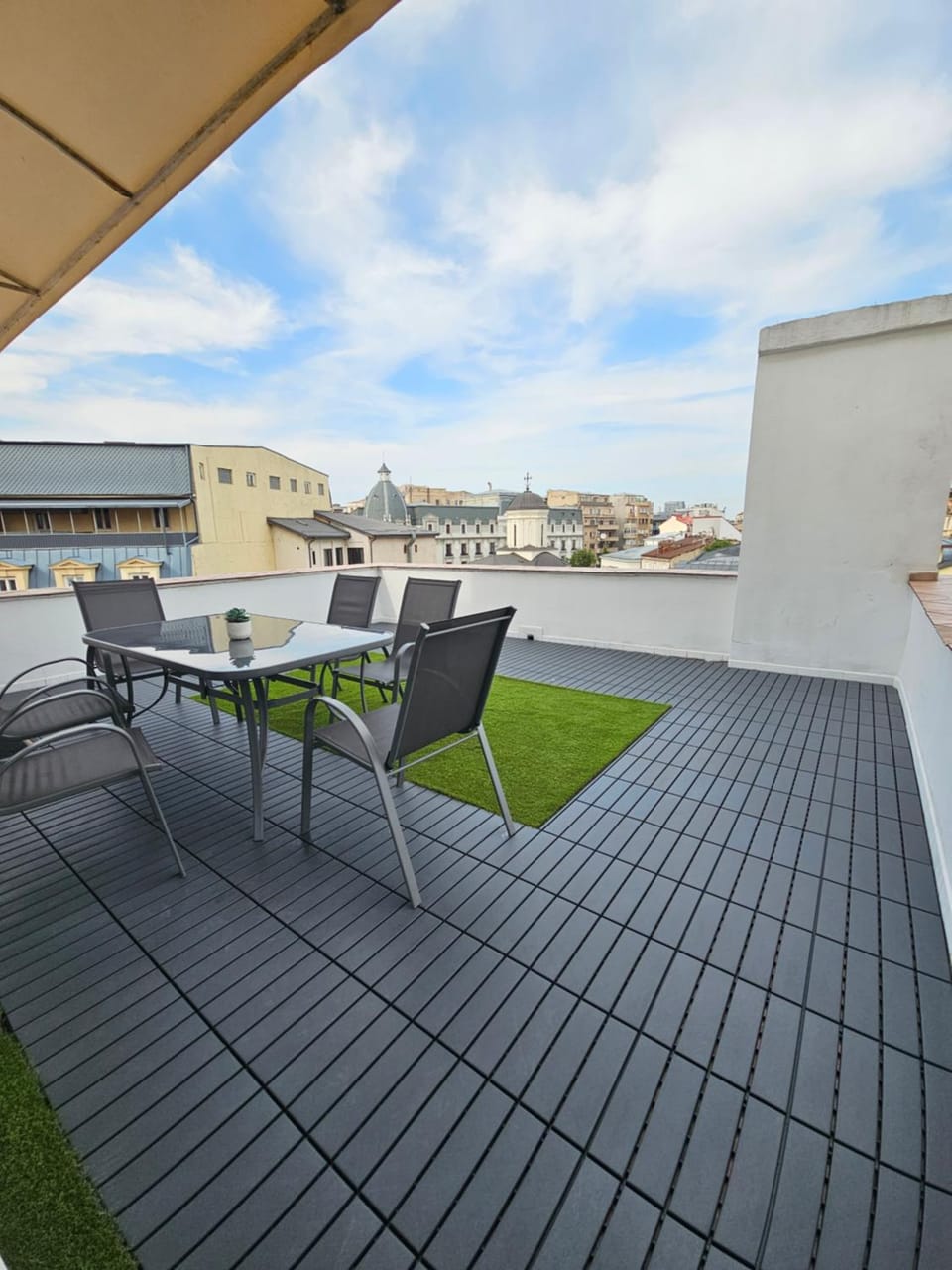 Balcony/Terrace, Balcony/Terrace