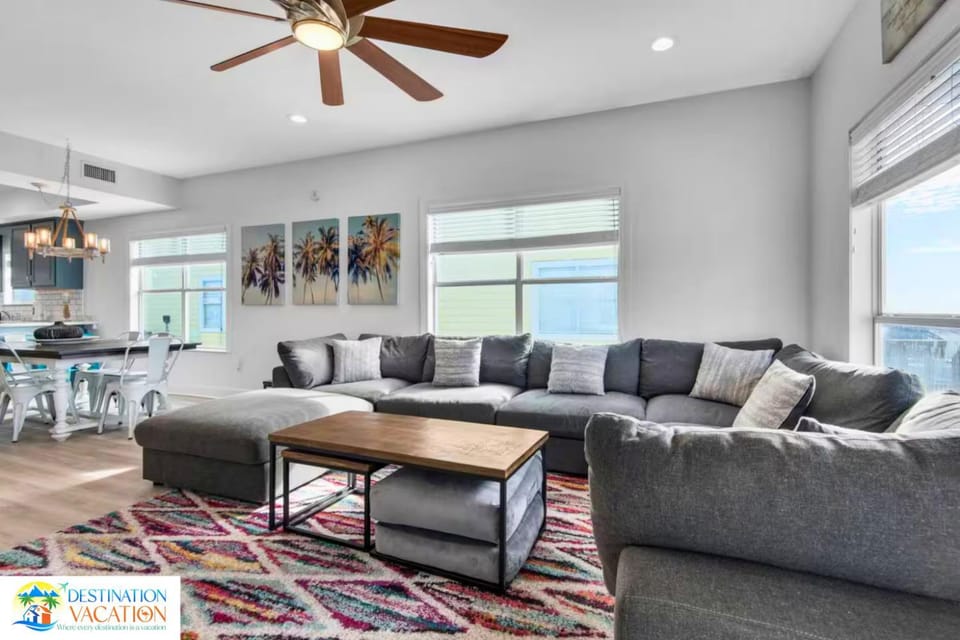 Beachfront 10BR Oasis w Private Pool Sleeps 24 Apartment in West Beach