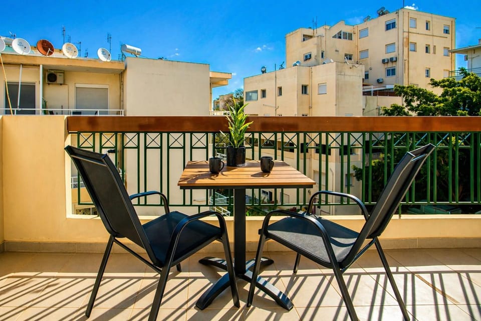 View (from property/room), Balcony/Terrace, Seating area