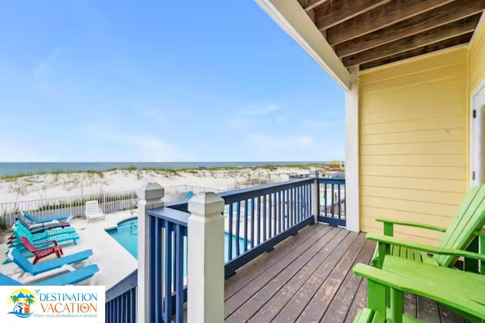 Oceanfront Escape 5BR Beach House w Pool for 12 Apartment in West Beach