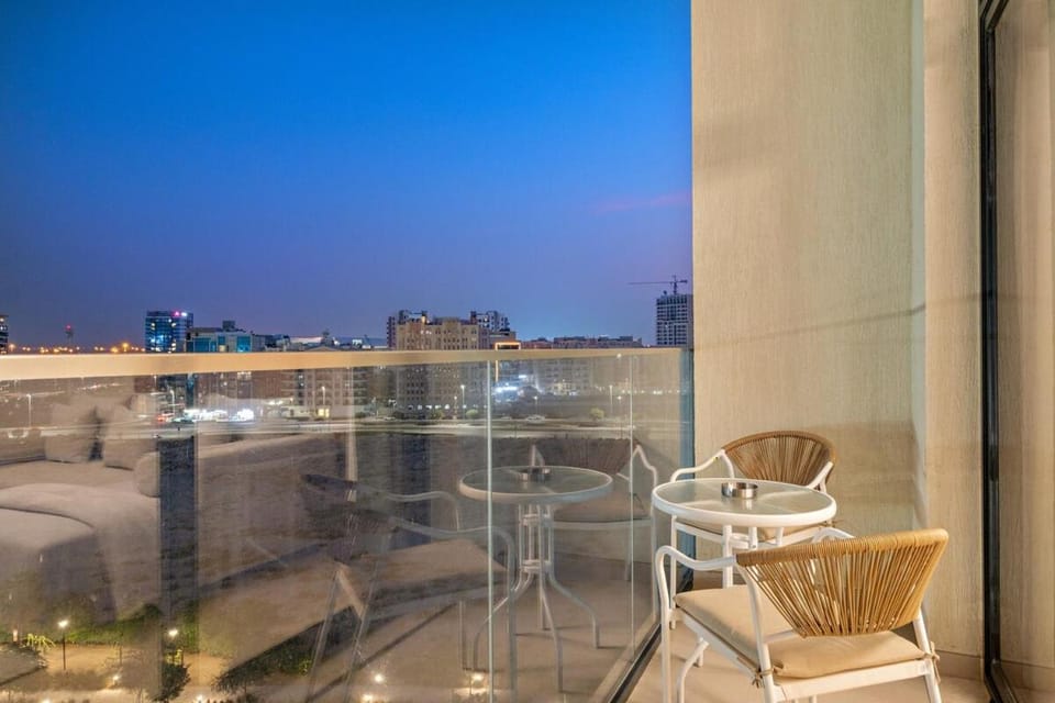 FIRST CLASS 1BR Haven Near Global Village Apartment in Dubai