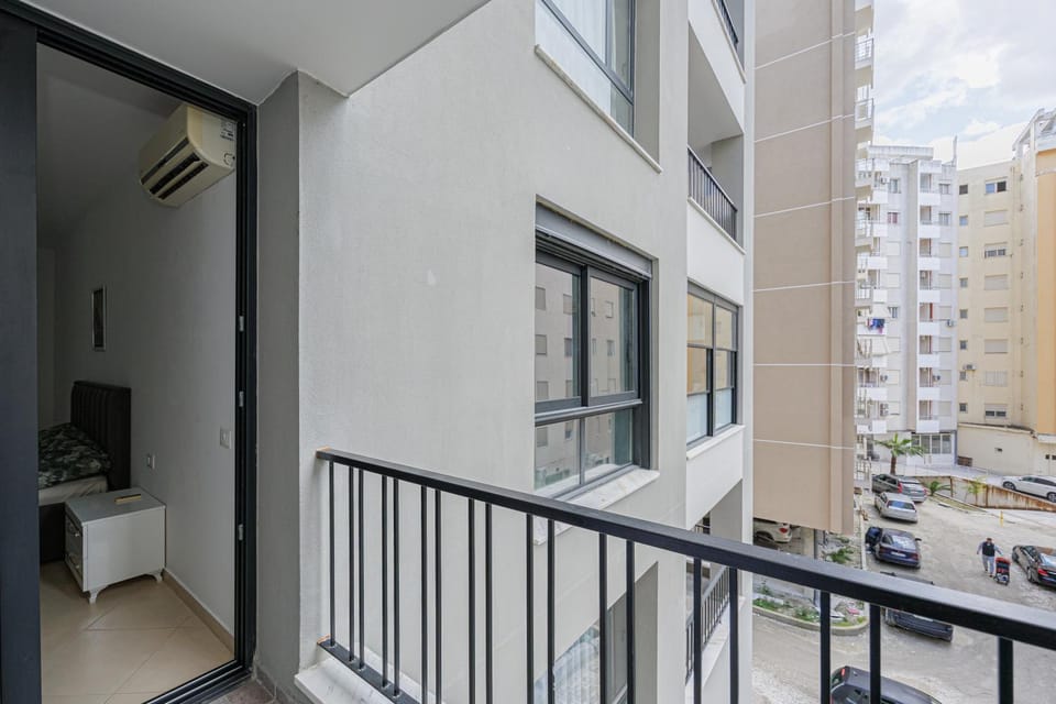 Property building, Street view