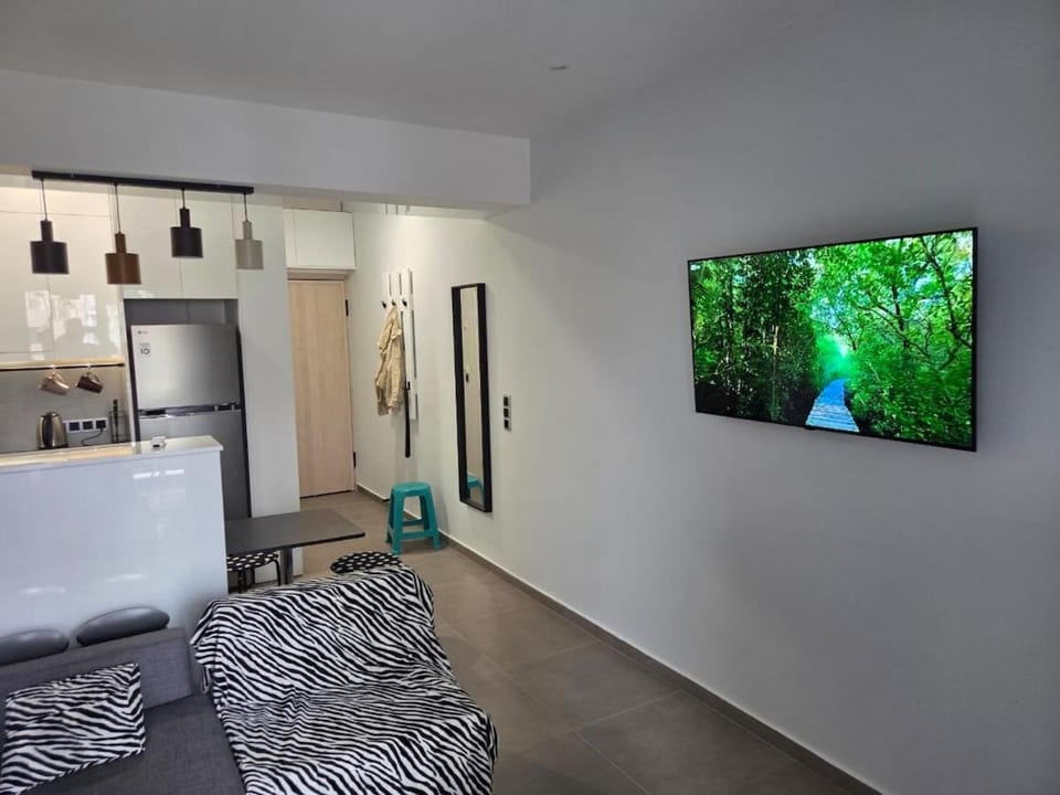 Faliro Cozy Corner Apartment in Alimos