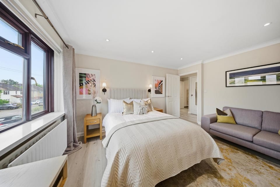 Bed, Bedroom