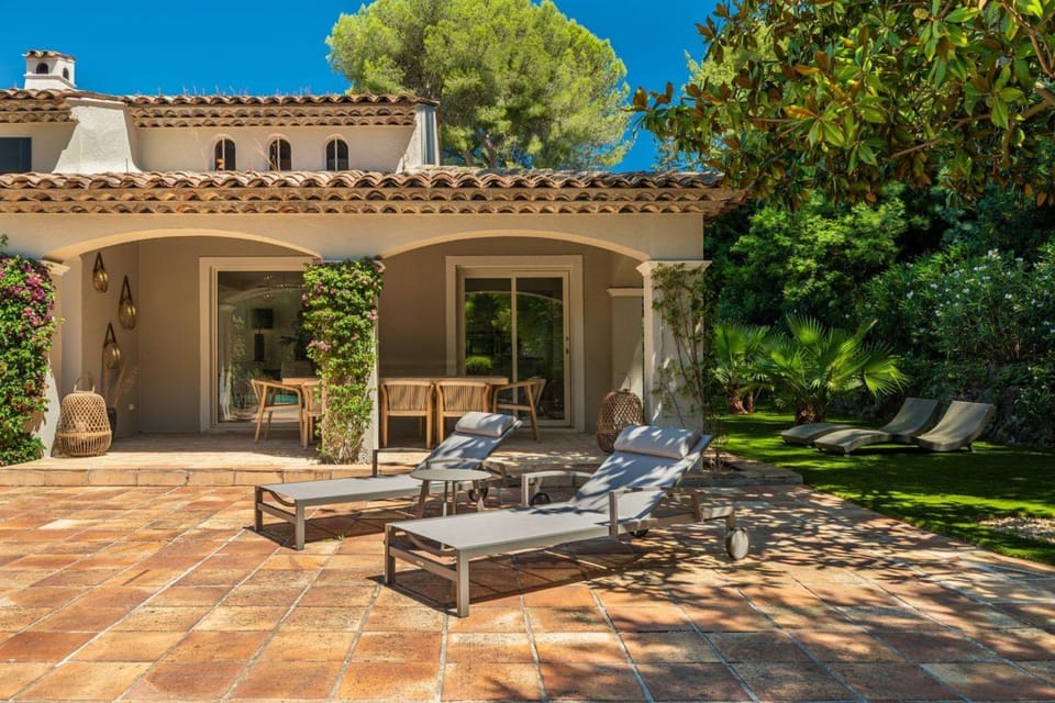 REF 2194 - Exceptional Villa in Mougins Villa in Mougins