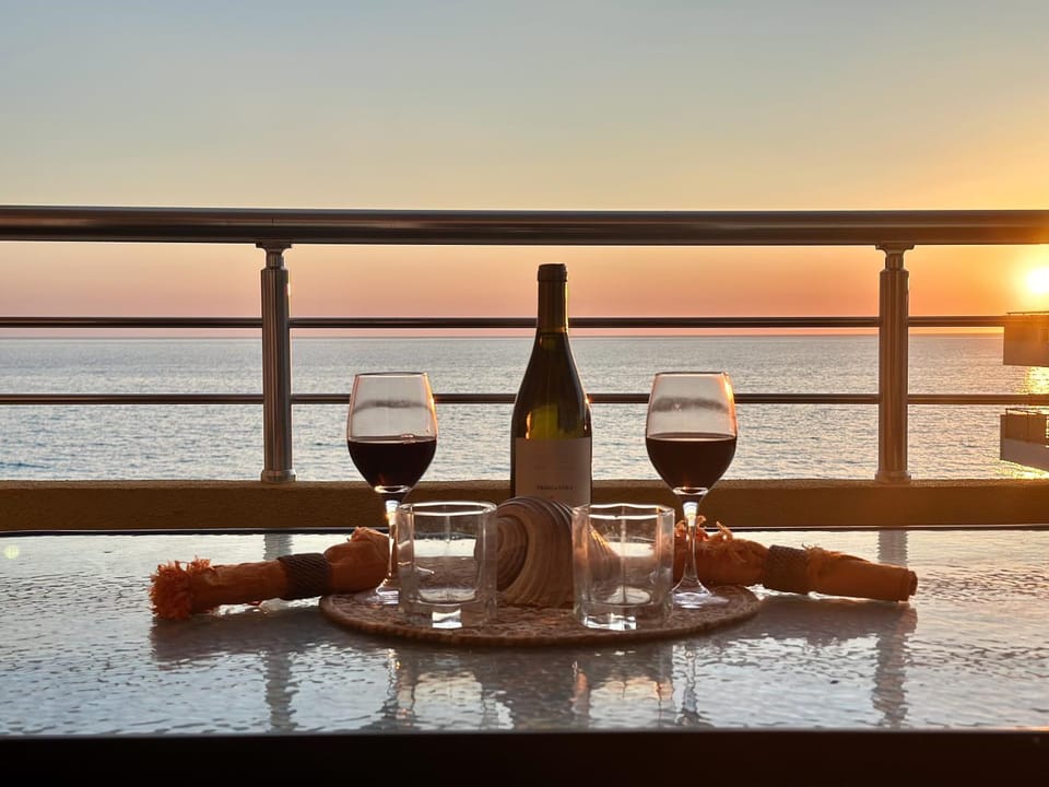 View (from property/room), Balcony/Terrace, Dining area, Sea view, Sunset