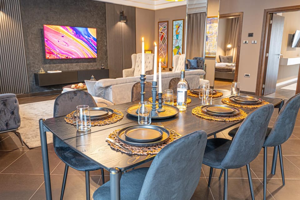 TV and multimedia, Living room, Dining area